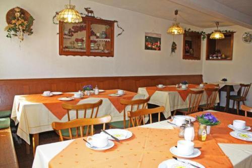 Gasthof Zur Krone Burghaslach Luaran gambar