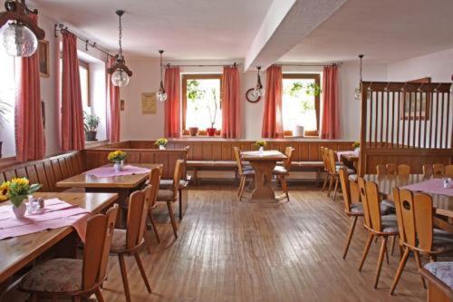 Gasthof Zur Krone Burghaslach Luaran gambar